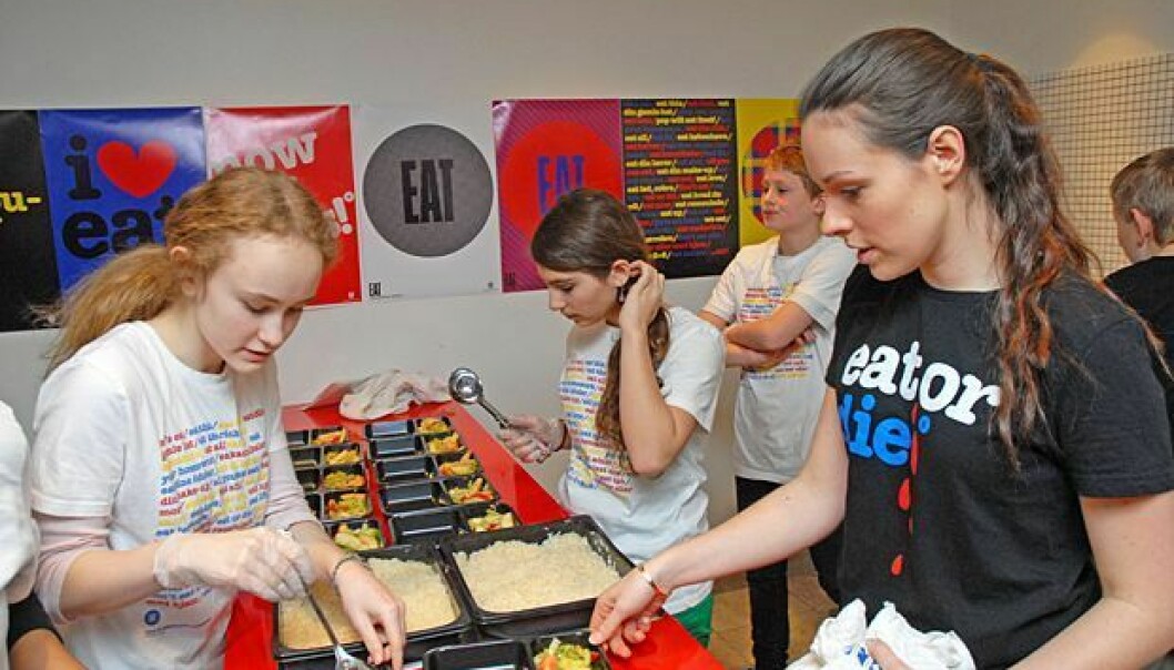 På de fleste skoler i København kan eleverne købe skolemad fra skolemadsordningen Eat.