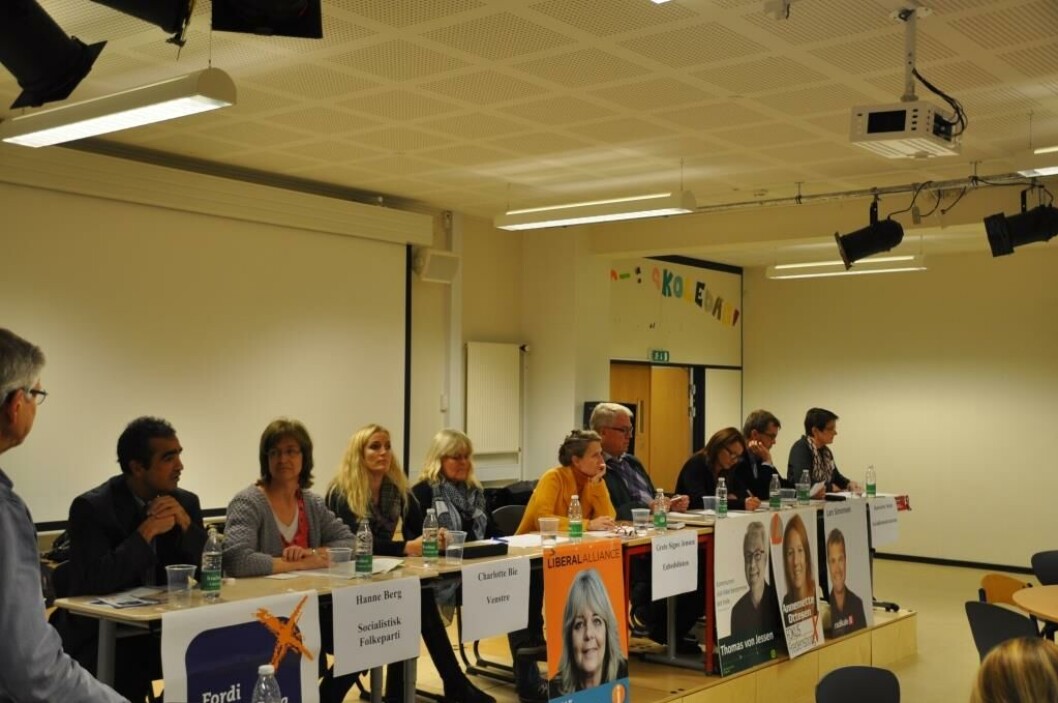 Alle partier undtagen Dansk Folkeparti var repræsenteret til vælgermøde i Fredensborg Alle partier undtagen Dansk Folkeparti var repræsenteret til vælgermøde i Fredensborg