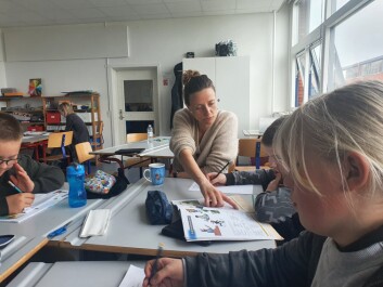 "De var rigtig glade for at komme i skole. De boblede helt", siger lærer Gunvor Høst om eleverne, da de kom tilbage til skolen. "De var rigtig glade for at komme i skole. De boblede helt", siger lærer Gunvor Høst om eleverne, da de kom tilbage til skolen.