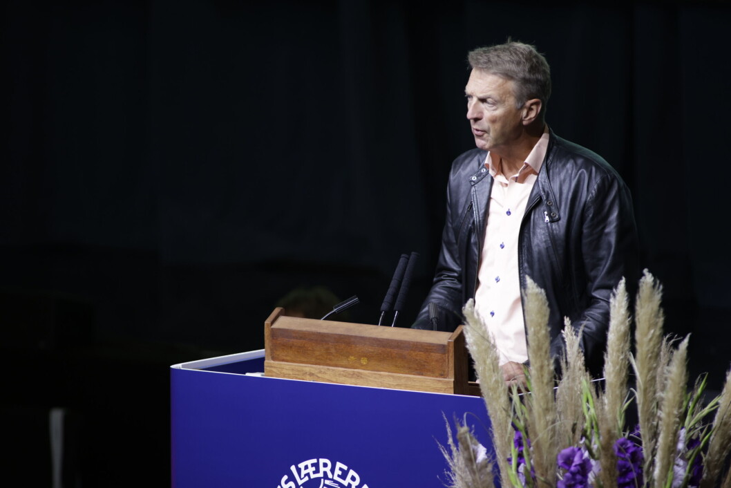 Skolereformens ledelsesrum druknede i besparelser og kontrol, lyder det fra Claus Hjortdal. Skolereformens ledelsesrum druknede i besparelser og kontrol, lyder det fra Claus Hjortdal.