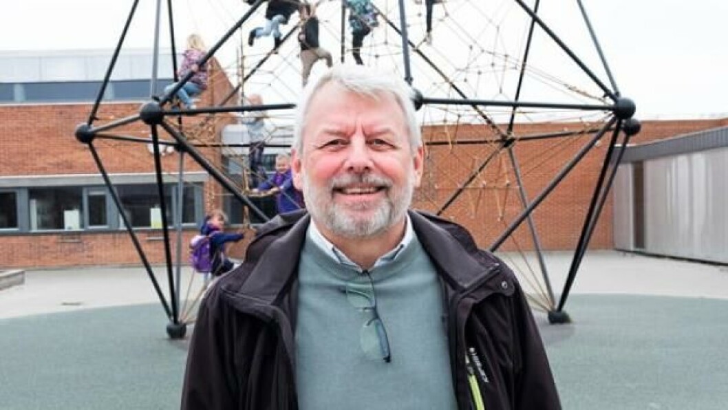 Med en ny skolestruktur med flere selvstændige skoler håber lærernes formand på Lolland, Birger Petersen, at der kommer mere ro om folkeskolen. Med en ny skolestruktur med flere selvstændige skoler håber lærernes formand på Lolland, Birger Petersen, at der kommer mere ro om folkeskolen.