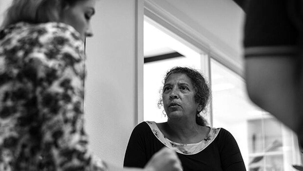 Siden Rani Hørlyck blev leder i 2008 har Søndervangskolen på ekstraordinær vis formået at reducere medarbejdernes fravær. Skolen er gået fra et massivt medarbejderfravær med et gennemsnit på over 30 sygedage om året til det laveste fravær blandt Aarhus Kommunes skoler to år i træk. Fortællingen er dog for god til at være sand, lyder det fra en lang række nuværende og tidligere ansatte, som fagbladet Folkeskolen har været i kontakt med. Siden Rani Hørlyck blev leder i 2008 har Søndervangskolen på ekstraordinær vis formået at reducere medarbejdernes fravær. Skolen er gået fra et massivt medarbejderfravær med et gennemsnit på over 30 sygedage om året til det laveste fravær blandt Aarhus Kommunes skoler to år i træk. Fortællingen er dog for god til at være sand, lyder det fra en lang række nuværende og tidligere ansatte, som fagbladet Folkeskolen har været i kontakt med.