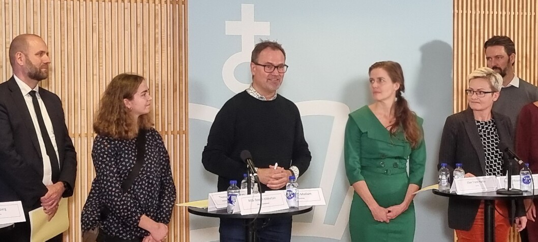 DLF-formand Gordon Ørskov Madsen glæder sig over, at DLF-principper er afspejlet i den nye aftale. DLF-formand Gordon Ørskov Madsen glæder sig over, at DLF-principper er afspejlet i den nye aftale.