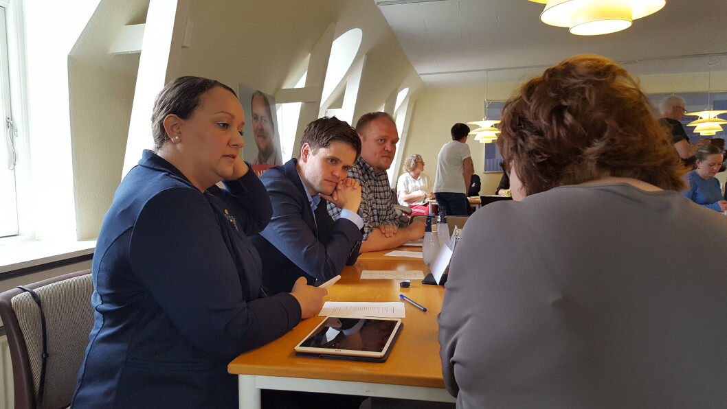 Natascha Joof fra Venstre, folketingsmedlem Andreas Steenberg fra Radikale Venstre og Anders Andreasen fra Socialdemokratiet fik hovedsageligt spørgsmål om inklusion, frie skoler og nationale test. Natascha Joof fra Venstre, folketingsmedlem Andreas Steenberg fra Radikale Venstre og Anders Andreasen fra Socialdemokratiet fik hovedsageligt spørgsmål om inklusion, frie skoler og nationale test.
