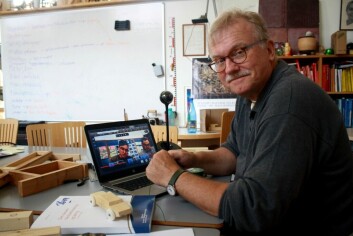 Peter Hersted underviser også i håndværk og design for de almindelige lærerstuderende på Absalon.