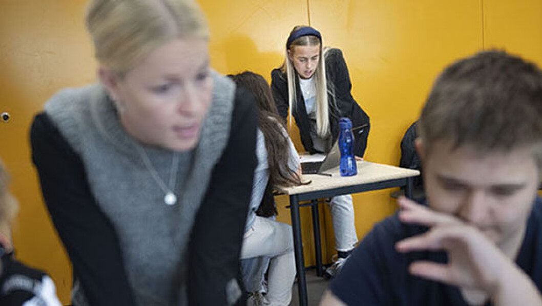 Lærerne Line Rosendal og Julie Melgaard Hagerup er meget tilfredse med at undervise sammen på 8. klassetrin. Lærerne Line Rosendal og Julie Melgaard Hagerup er meget tilfredse med at undervise sammen på 8. klassetrin.