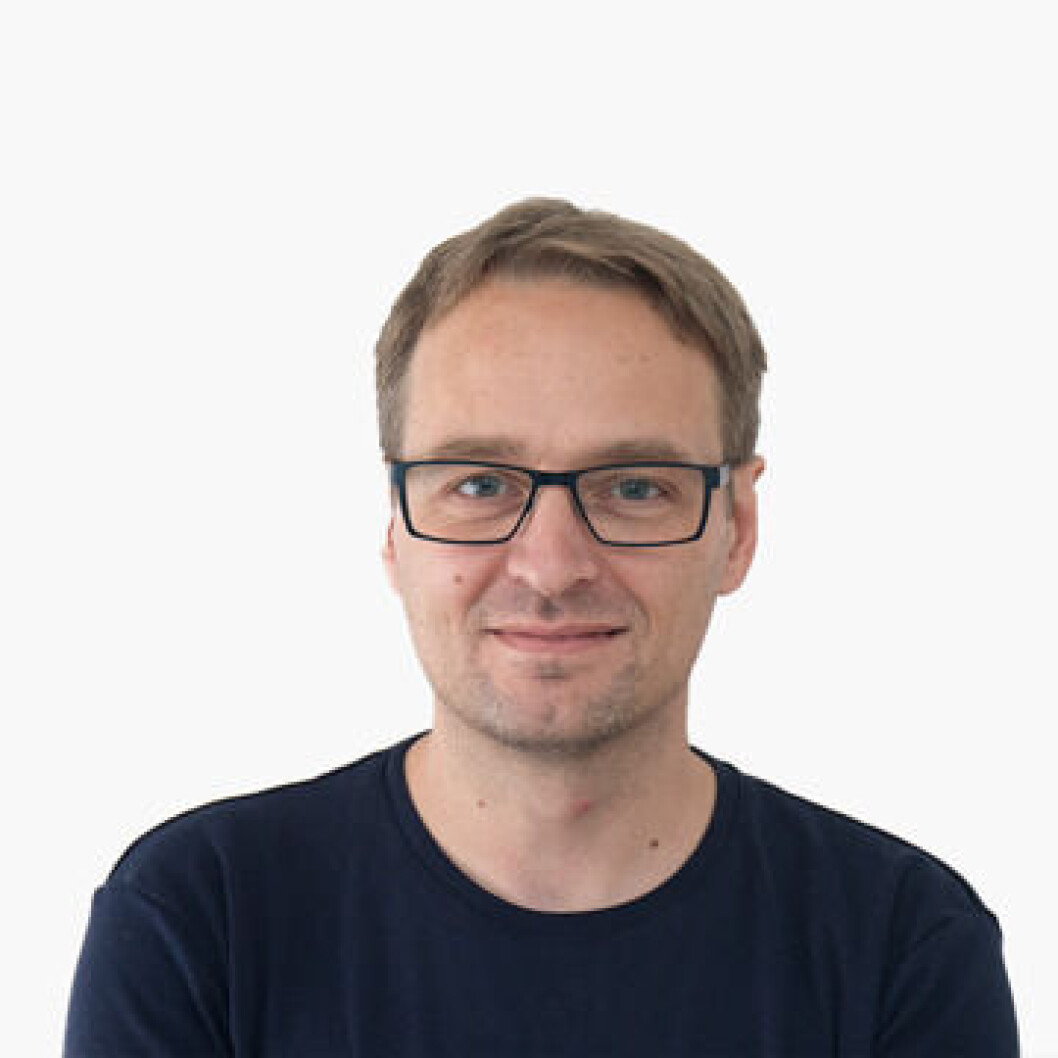 Christian Hansen er inspireret af den franske matematiker Henri Poincaré, der så billedkunstnerens og matematikerens arbejde som ligestillede og intuitionen som afgørende. Christian Hansen er inspireret af den franske matematiker Henri Poincaré, der så billedkunstnerens og matematikerens arbejde som ligestillede og intuitionen som afgørende.