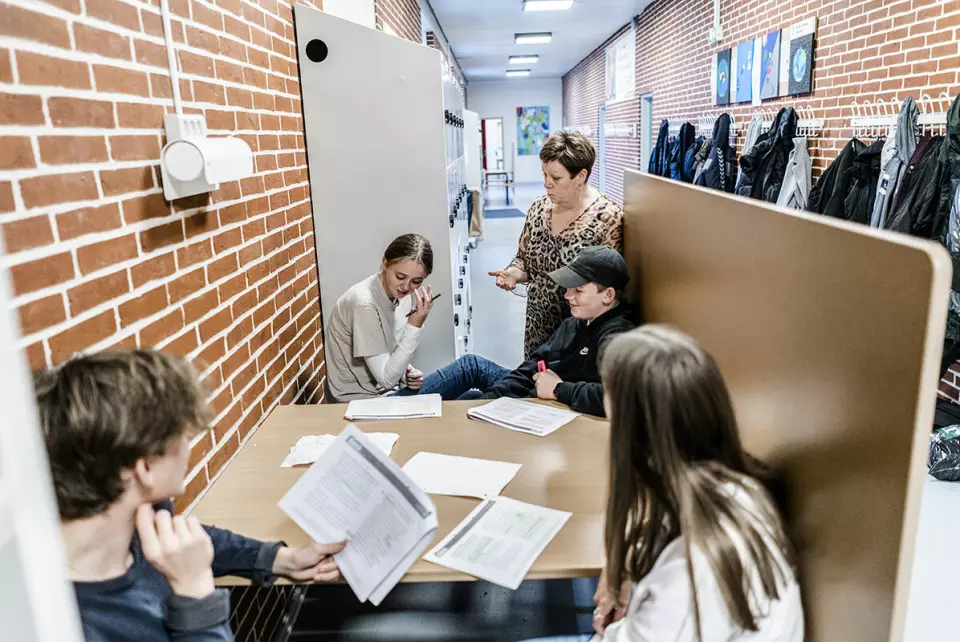 Lærer Anja Kæmsgaard Andersen og hendes elever på Nordenskov-Næsbjerg Skole, afdeling Næsbjerg, har været med til at afprøve et nyt undervisningsforløb for gruppearbejde.