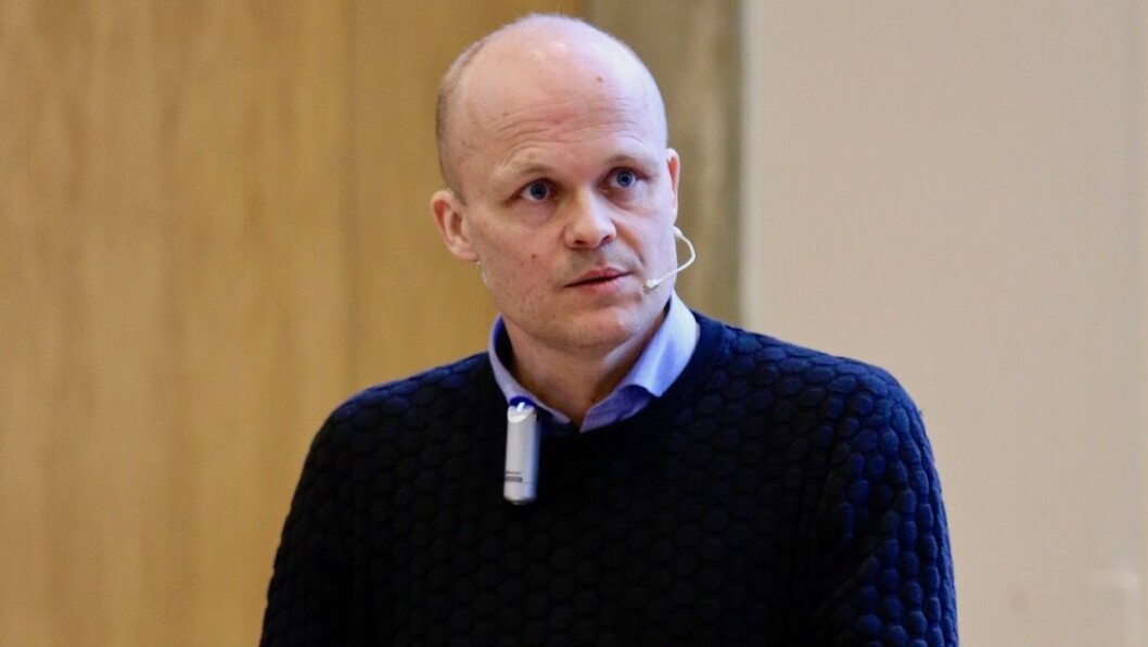 Professor Jeppe Bundsgaard er meget klar i mælet om, at det vil være en virkelig dårlig ide at indføre offentlig indsigt i elevernes testresultater helt ned til klasseniveau. Professor Jeppe Bundsgaard er meget klar i mælet om, at det vil være en virkelig dårlig ide at indføre offentlig indsigt i elevernes testresultater helt ned til klasseniveau.