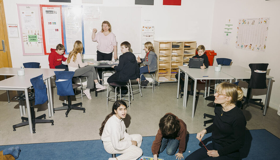 Der er kun fire piger i 5.b, så lærerne sørger for samarbejde med andre klasser på Katrinebjergskolen, så pigerne har flere piger, de kan spejle sig i.