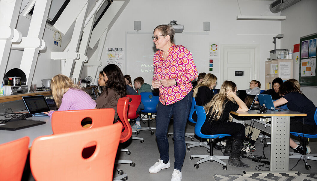 Matematikvejleder Lis Zacho ser så store perspektiver i teknologiforståelse, at hun har omdannet skolens computerlokale til teknologiforståelseslokale. Matematikvejleder Lis Zacho ser så store perspektiver i teknologiforståelse, at hun har omdannet skolens computerlokale til teknologiforståelseslokale.