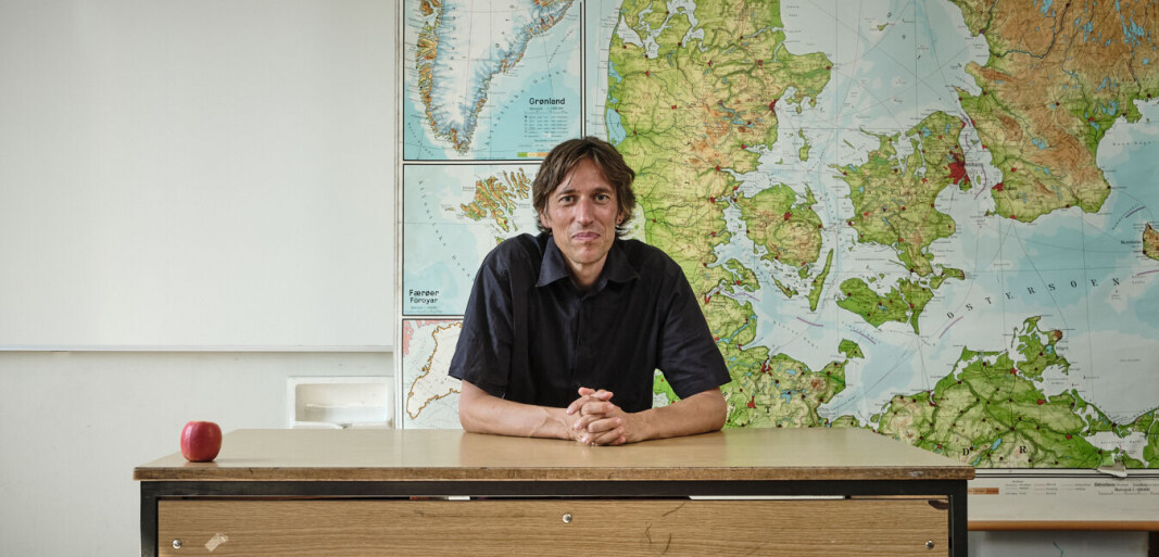 Christian Lollike har brug for din hjælp til ny forestilling om folkeskolen Christian Lollike har brug for din hjælp til ny forestilling om folkeskolen