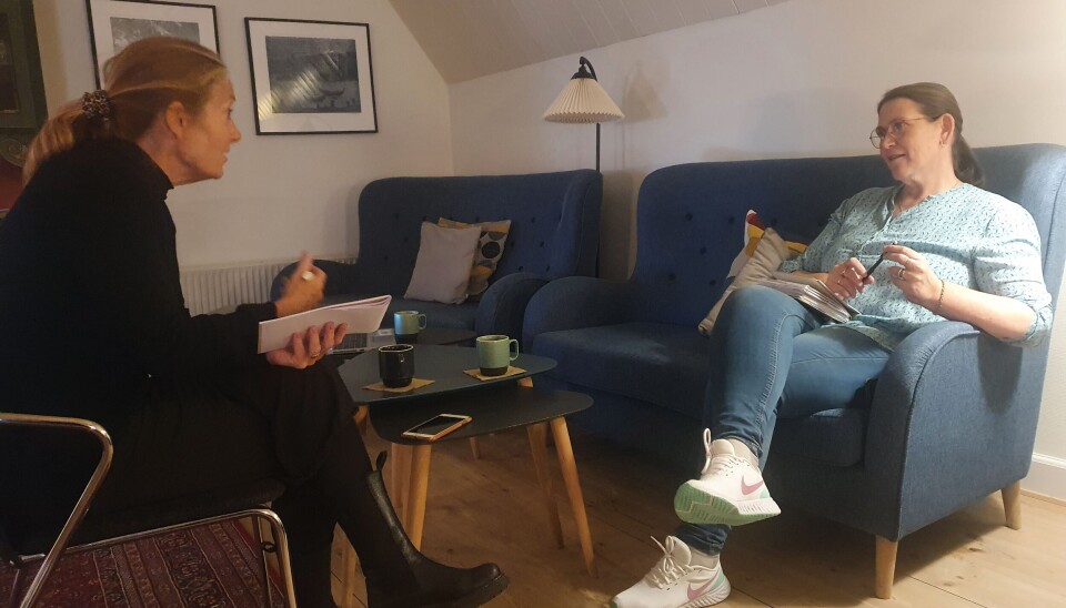 Deltagerne skal i grupper genfortælle de arbejdstidsfortællinger, de har indsamlet på i kredse, på skoler og i kommuner.