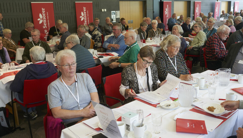 Den 24.-25. oktober afholdt Faglige Seniorer kongres med 230 delegerede. Fra Danmarks Lærerforening deltog hovedstyrelsesmedlem Jørn Kokkendorff samt de 10 kongresdelegerede for Fraktion 4 – pensionisterne i DLF.