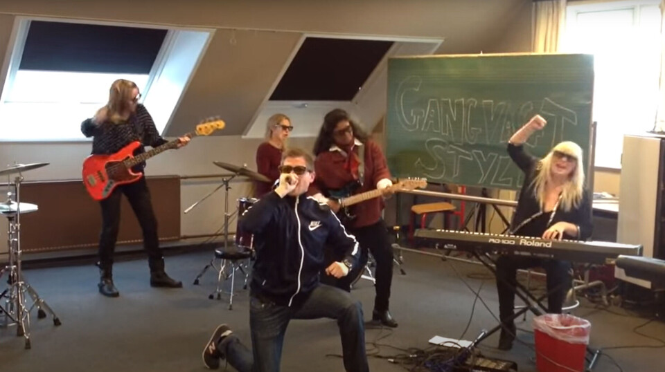 Med Gangvagt Style satte lærerne på Løsning Skole fokus på lærernes vigtige opgaver på en humoristisk måde