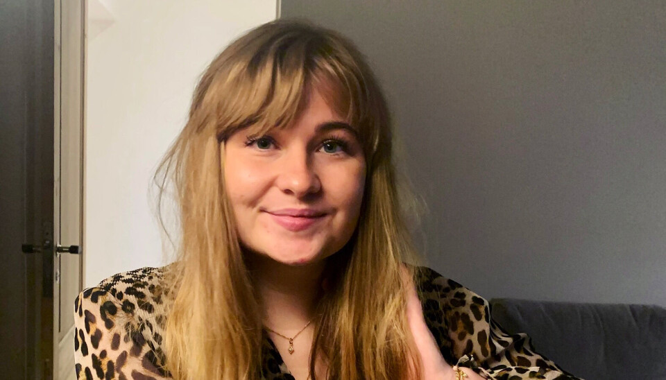 'Jeg vil gerne være en god kæreste, veninde, søster og datter. Misforstå mig ikke, jeg vil også gerne være en god lærer. Men det er mit job. Ikke min identitet,' skriver Julie Fick Schæbel.