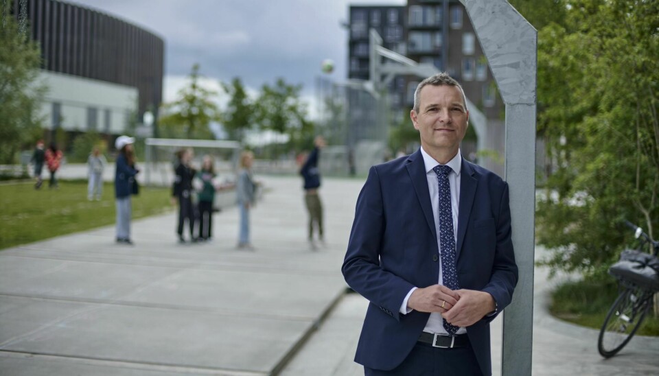 Konservative Jakob Næsager har i snart to år stået i spidse for hovedstadens folkeskoler i et udvalg, hvor der er langt flere røde end blå partier