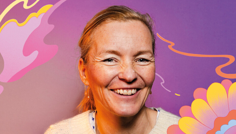 Christina Rinaldo er folkeskolelærer i København, hvor hun underviser i dansk, engelsk og billedkunst i udskolingen. Hun er uddannet fra Blaagaard Seminarium i 2003.