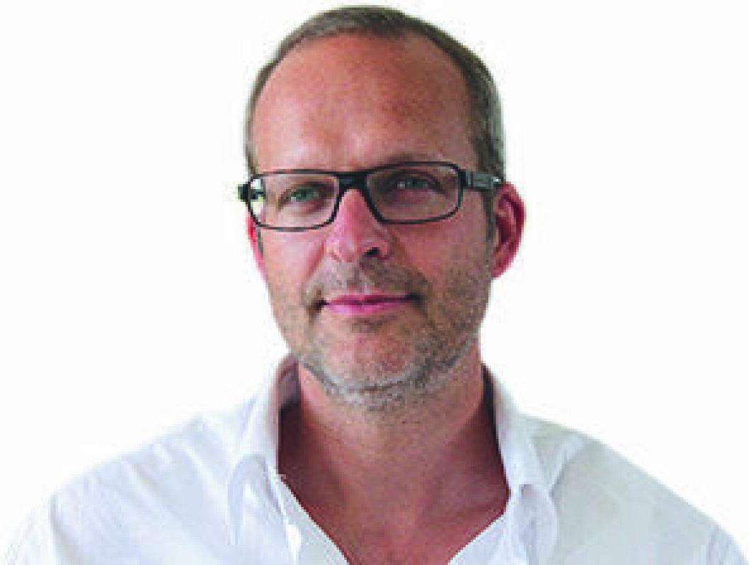 Ph.d og videnscenterleder Thomas Illum Hansen arbejdet med at kvalificere og udvikle et lærermiddelfagsprog. Han står i spidsen for demonstrationsskolerprojekterne, hvor man arbejder med at styrke elevernes kompetencer inden for informationsanalyse, kreativitet og problemløsning. Ph.d og videnscenterleder Thomas Illum Hansen arbejdet med at kvalificere og udvikle et lærermiddelfagsprog. Han står i spidsen for demonstrationsskolerprojekterne, hvor man arbejder med at styrke elevernes kompetencer inden for informationsanalyse, kreativitet og problemløsning.