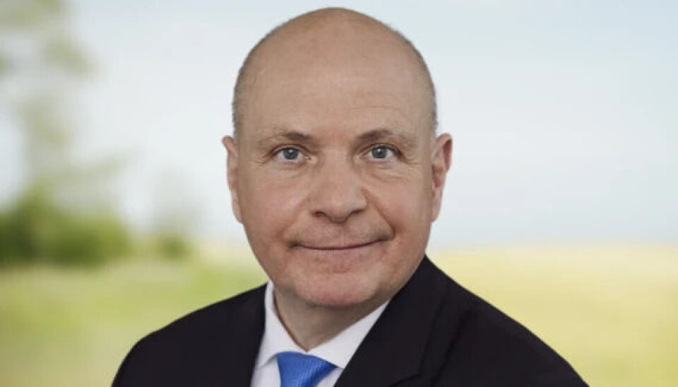Du kan ikke diskutere det spørgsmål på en ordentlig måde på 20 minutter, men du kan nå at sætte brand i en klasse på de 20 minutter, siger formand for Folketinget Søren Gade.