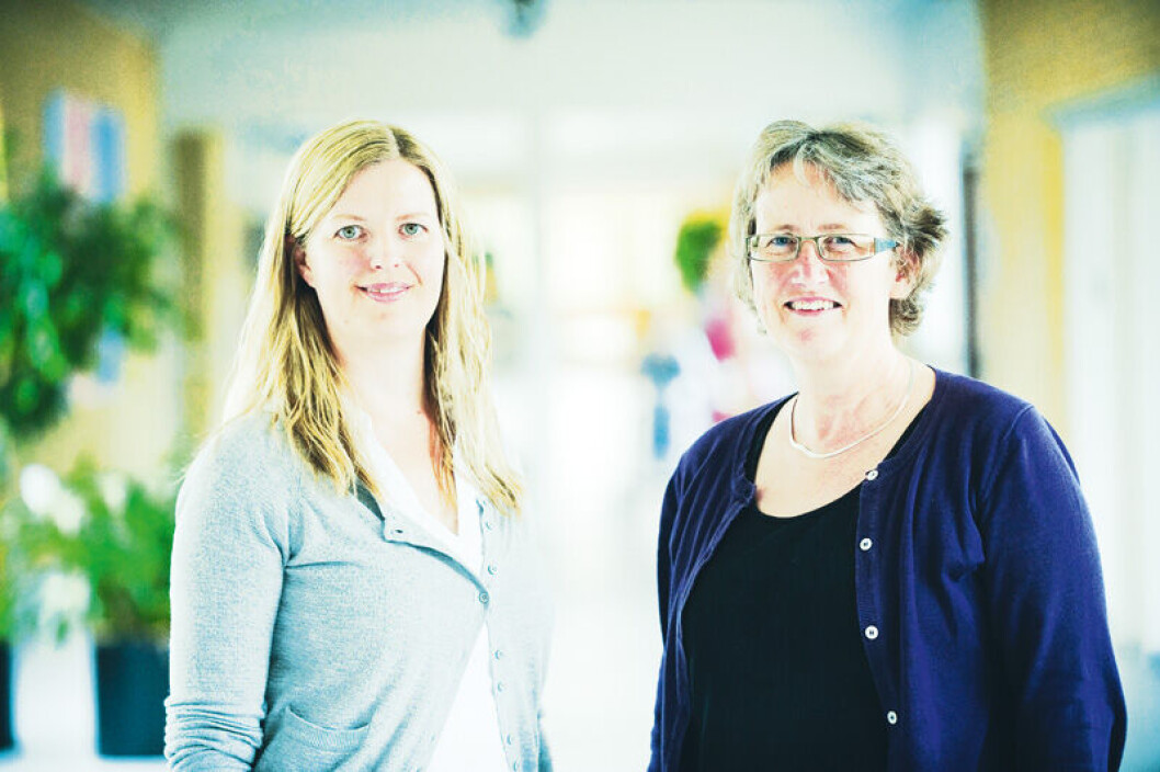 Løvvangskolen har 50 procent tosprogede, så matematiklærer Christina Kjær samarbejder med koordinator for dansk som andetsprog Eva Lautrup om undervisningen. Løvvangskolen har 50 procent tosprogede, så matematiklærer Christina Kjær samarbejder med koordinator for dansk som andetsprog Eva Lautrup om undervisningen.