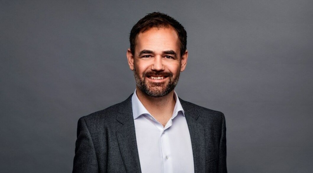 ”Vi er tilfredse med, at regeringen har hævet servicerammen, så vi kan følge med, når der kommer flere ældre og små børn. 2022 bliver et år, hvor vi kan følge med, men med aftalen bliver der ikke råd til velfærdsforbedringer,” siger formand for KL Jacob Bundsgaard. ”Vi er tilfredse med, at regeringen har hævet servicerammen, så vi kan følge med, når der kommer flere ældre og små børn. 2022 bliver et år, hvor vi kan følge med, men med aftalen bliver der ikke råd til velfærdsforbedringer,” siger formand for KL Jacob Bundsgaard.