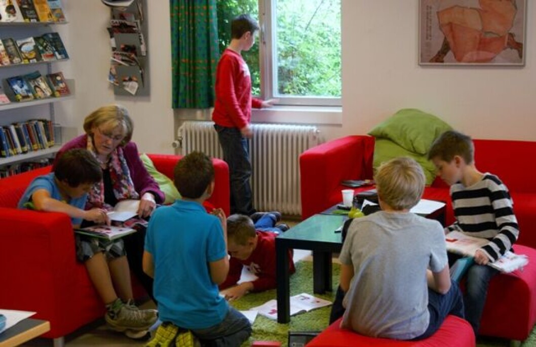 Kirsten Christensen er tidligere fuldmægtig i Post Danmark, og nu nyder hun at gøre en forskel for børnene på Kongevejens Skole Kirsten Christensen er tidligere fuldmægtig i Post Danmark, og nu nyder hun at gøre en forskel for børnene på Kongevejens Skole