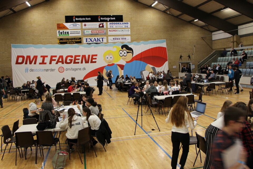 Nørresundby Idrætscenter var fuld af god stemning, da 370 elever og mere end 250 tilskuere var til DM i fagene i dag.