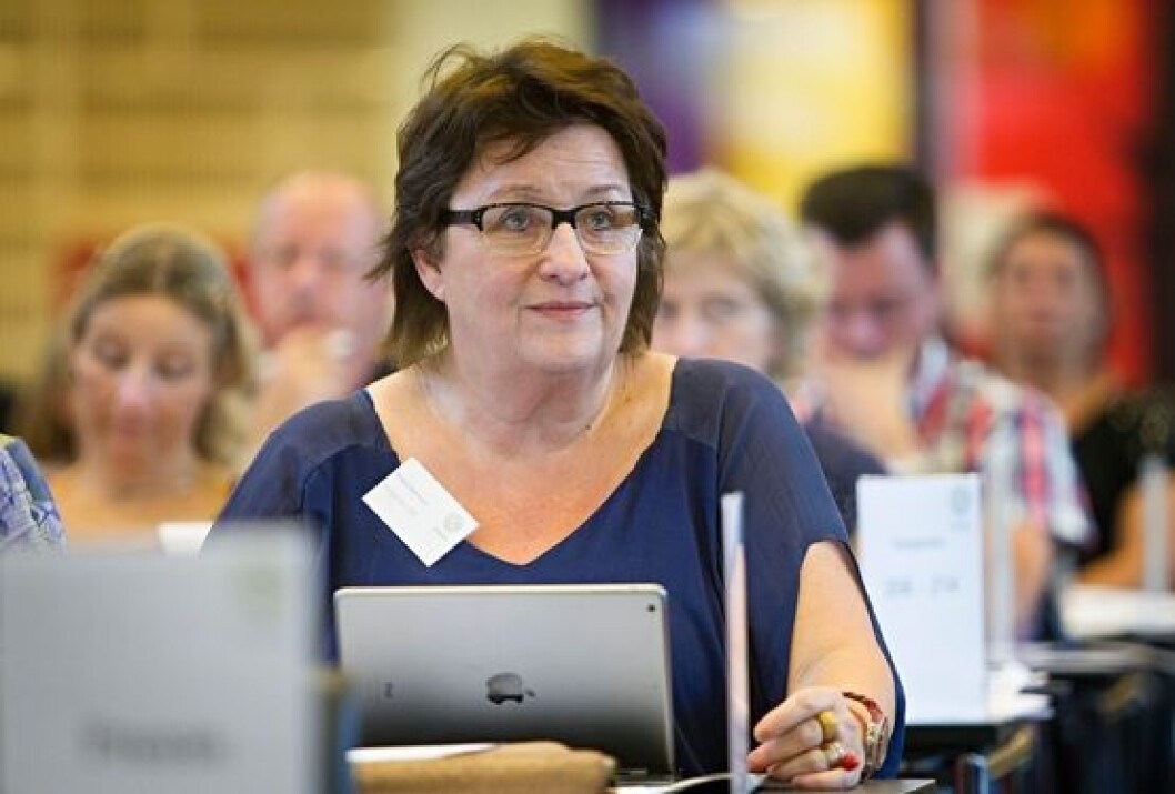 Helen Sørensen fra Herningegnens Lærerforening spurgte medlemmerne om deres holdning til formandskandidaterne. Helen Sørensen fra Herningegnens Lærerforening spurgte medlemmerne om deres holdning til formandskandidaterne.