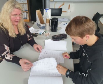Mathilde og Bibbi Visby arbejder i klassen Mathilde og Bibbi Visby arbejder i klassen