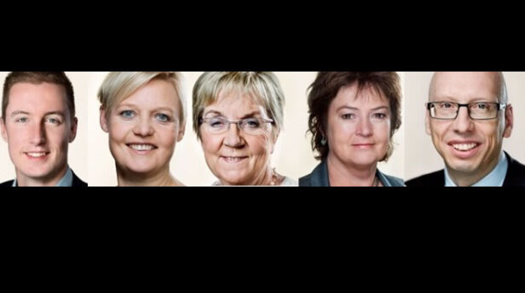 Fra venstre: Jacob Mark(SF), Annette Lind(S), Marianne Jelved(RV), Anni Mathiasen(V) og Alex Ahrendsen(DF). Se karakter- og testudvikling på reformens tre år på de næste billeder. Fra venstre: Jacob Mark(SF), Annette Lind(S), Marianne Jelved(RV), Anni Mathiasen(V) og Alex Ahrendsen(DF). Se karakter- og testudvikling på reformens tre år på de næste billeder.