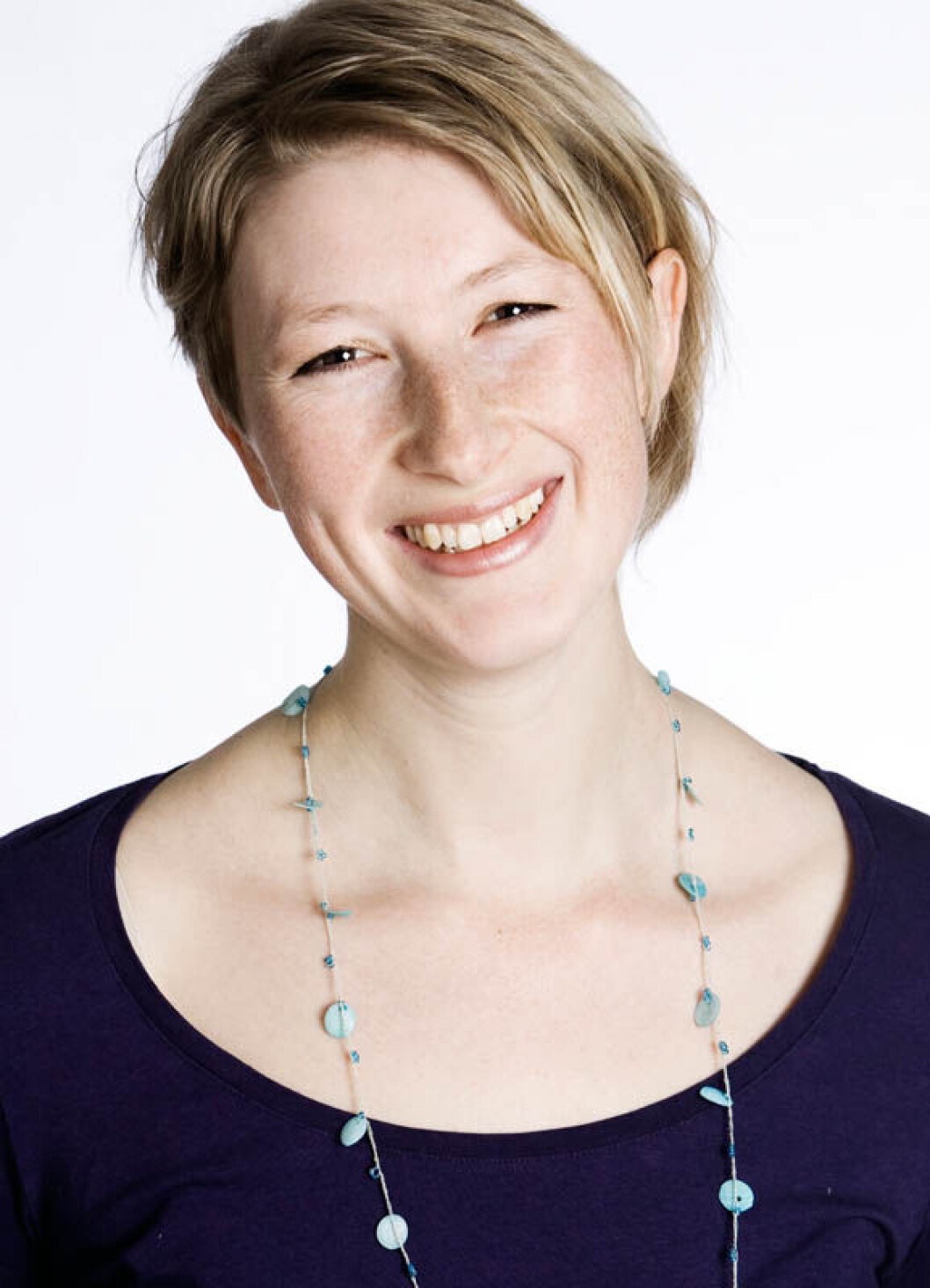 Lærer-elev-relationen bliver stærk, når man som lærer tør træde ned fra en kunstig piedestal og vise sig som et menneske, siger Louise Klinge Nielsen. Lærer-elev-relationen bliver stærk, når man som lærer tør træde ned fra en kunstig piedestal og vise sig som et menneske, siger Louise Klinge Nielsen.
