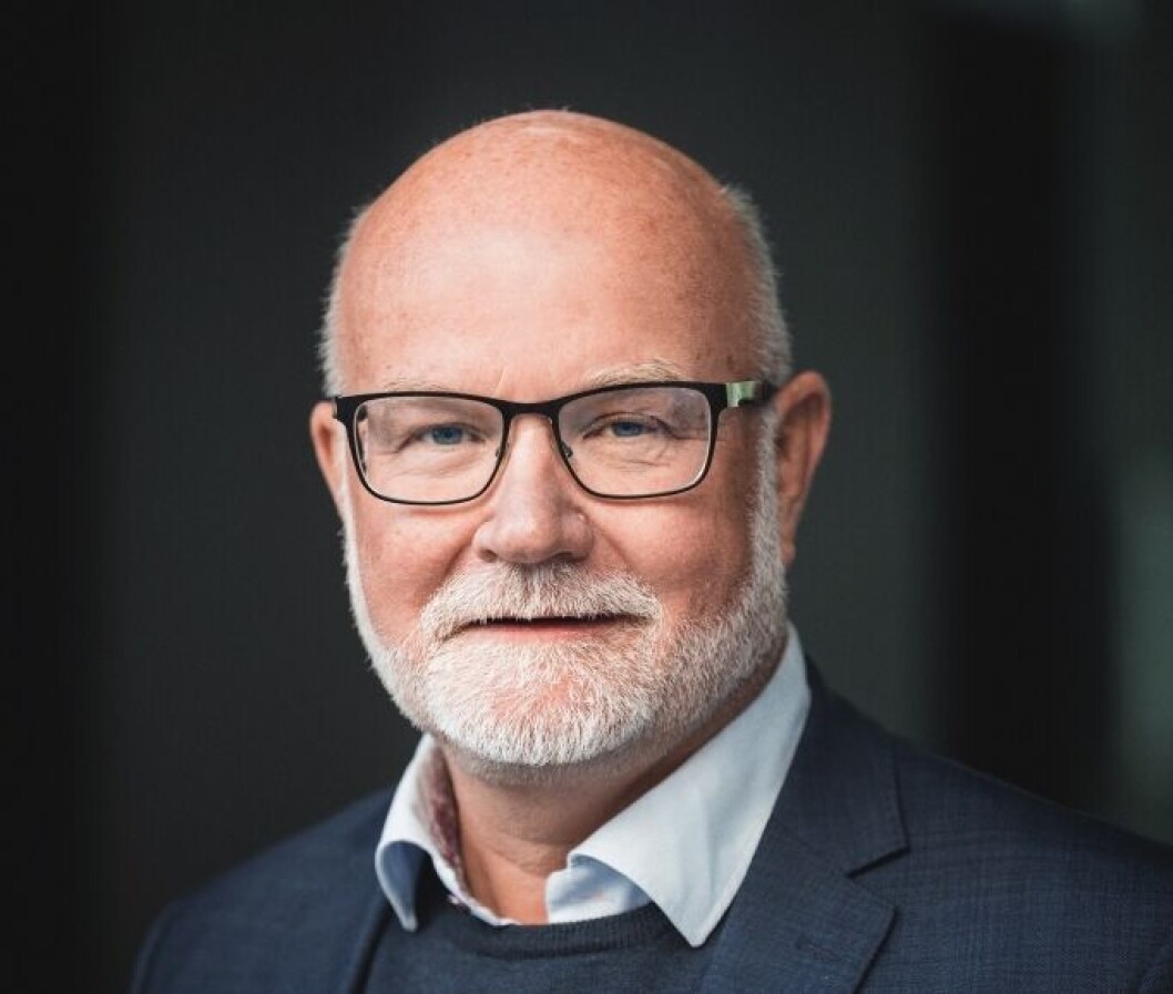 Per B. Christensen får en kommission med fem medlemmer under sig. Se i artiklen hvilken lærer, der er med i kommissionen. Per B. Christensen får en kommission med fem medlemmer under sig. Se i artiklen hvilken lærer, der er med i kommissionen.