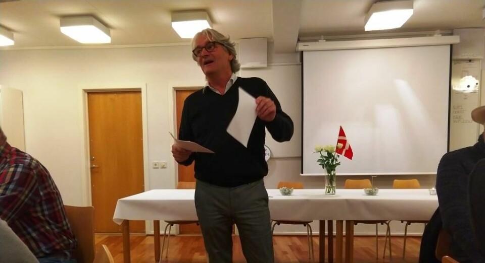 Den på forhånd skrevne tale måtte kasseres, da det ikke bare blev ytringsfriheden, men en sejr i landsretten, Erik Schmidt til aften kunne fejre med bobler i Odense Lærerforening.